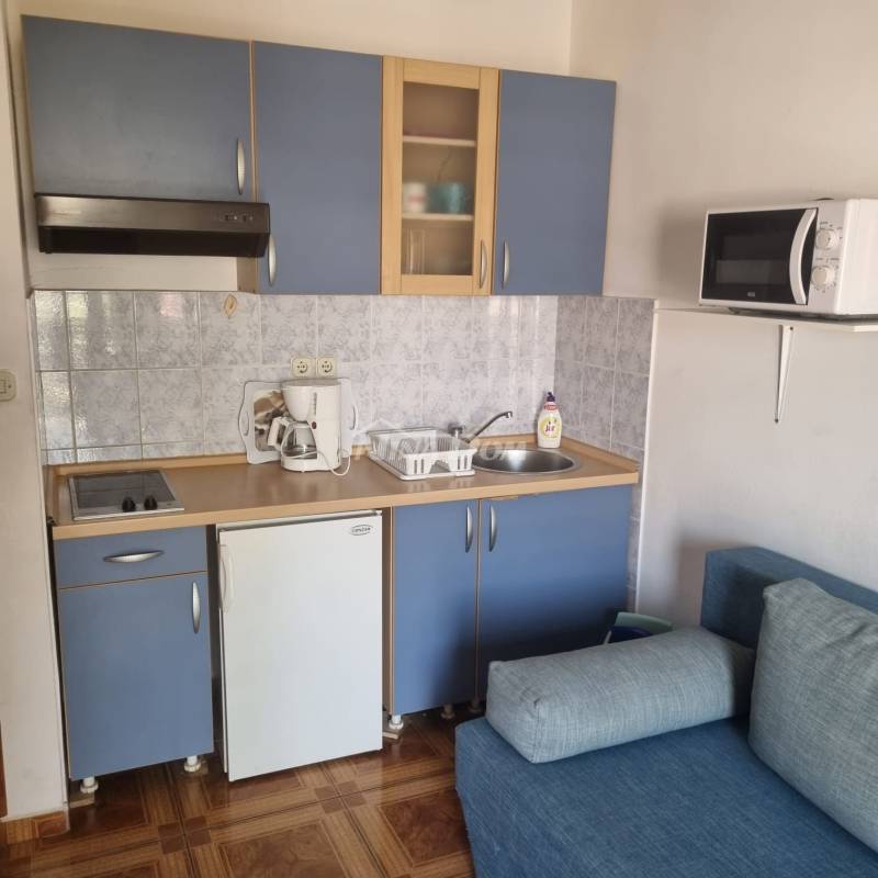 Apartmán s jednou ložnicí, první patro, moře 160 metrů - 4