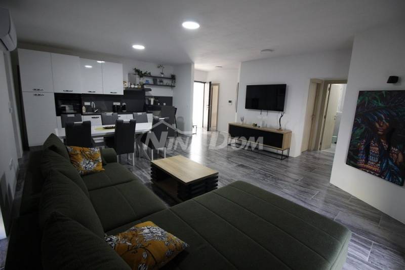 Apartmán se třemi ložnicemi, přízemí - 2