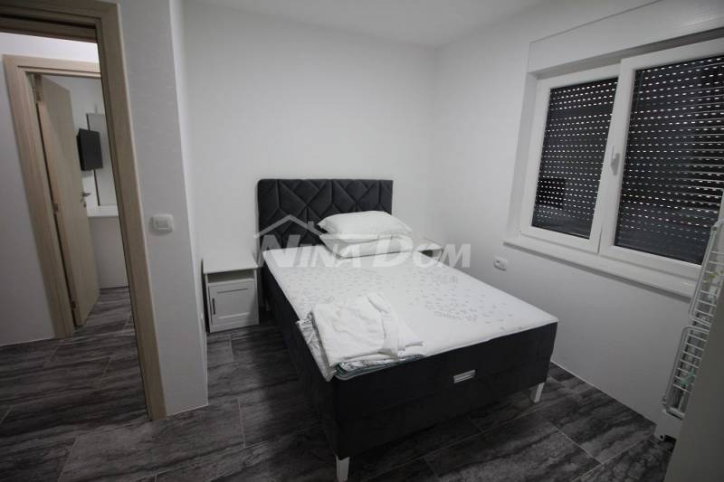 Apartmán se třemi ložnicemi, přízemí - 5