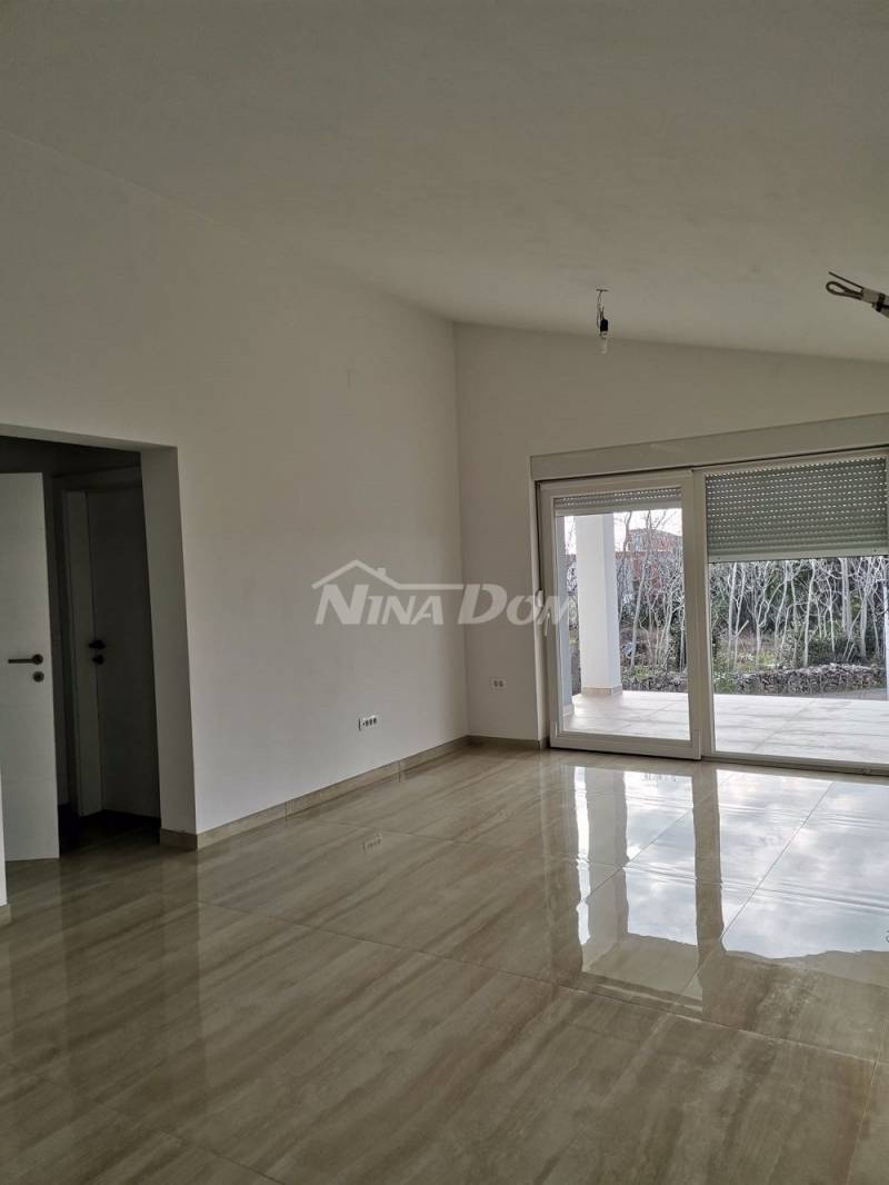 Apartmán v prvním patře, centrum ostrova Vir (voda a kanalizace) - 2