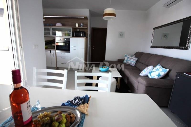 Dva krásně zařízené apartmány se prodávají jako balíček. - 3