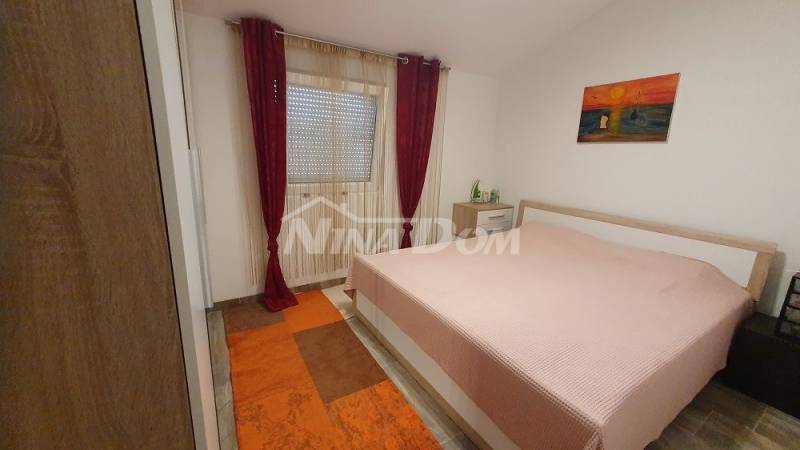 Trosoban apartman s velikom terasom u mirnom dijelu otoka Vira. - 5