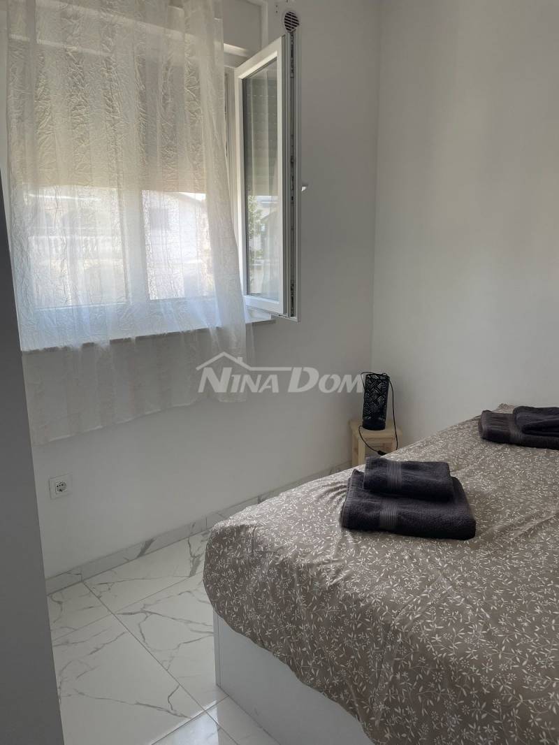 South side of the island of Vir, two-bedroom apartment with a view - 10