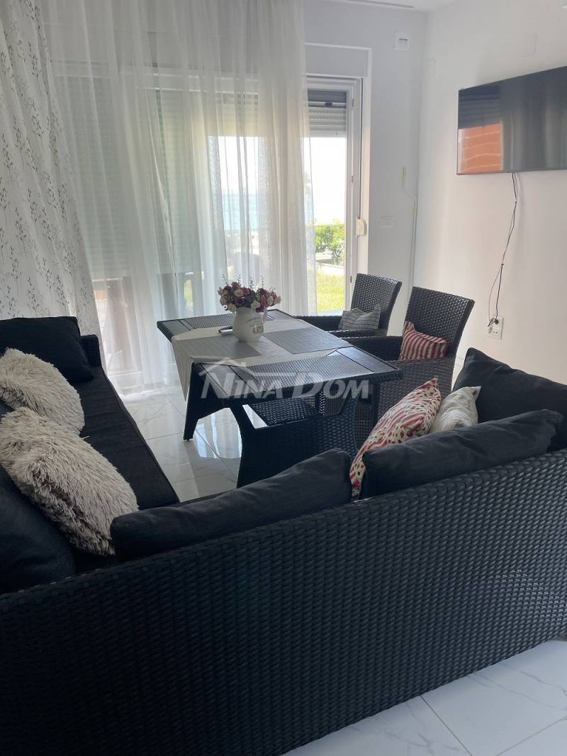 Južna strana otoka Vira, dvosobni apartman s pogledom - 6