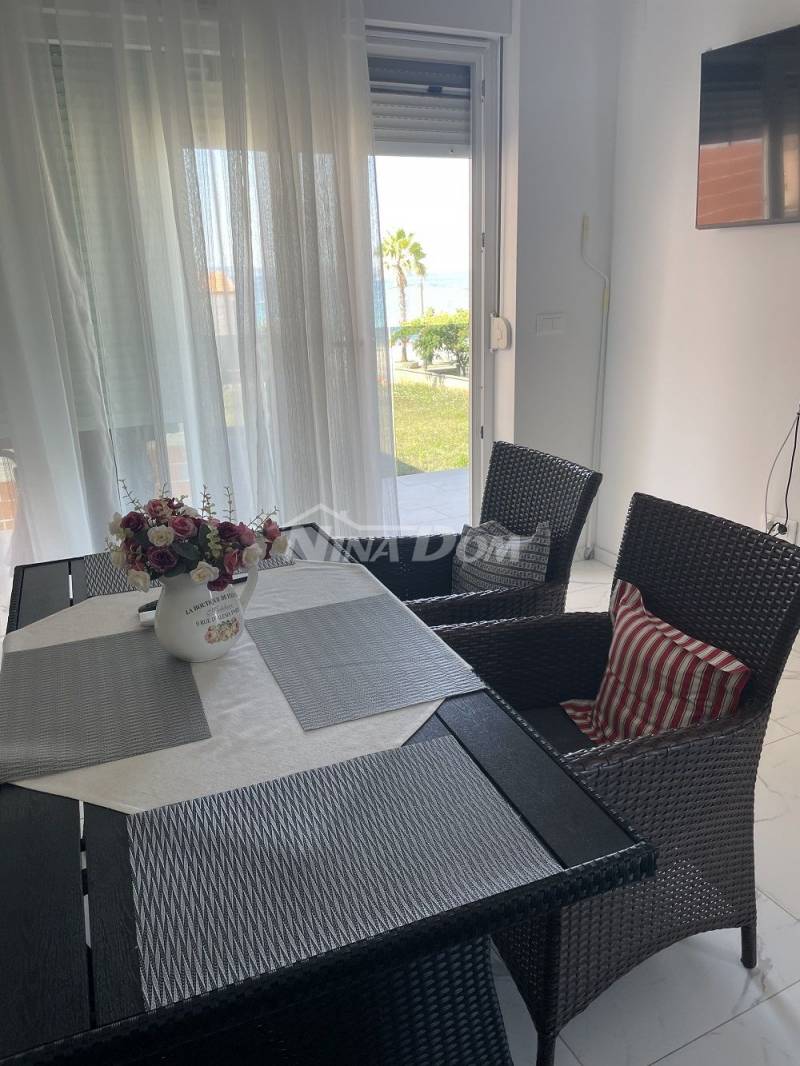 Južna strana otoka Vira, dvosobni apartman s pogledom - 15