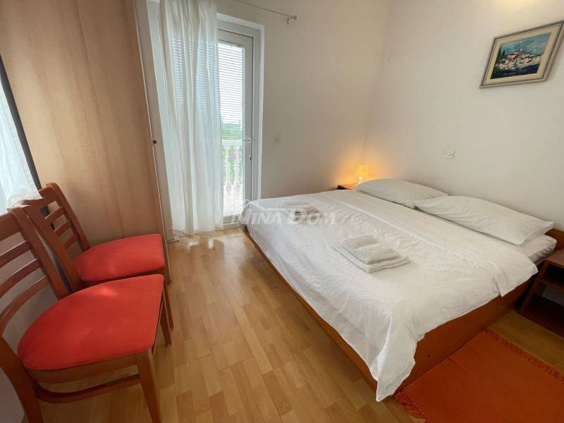 BYTOVÝ DŮM - PRIVLAKA - 6 APARTMÁNŮ - 4