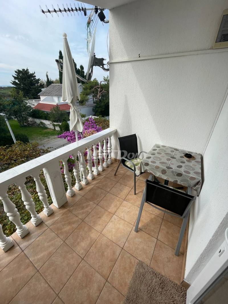 BYTOVÝ DŮM - PRIVLAKA - 6 APARTMÁNŮ - 8