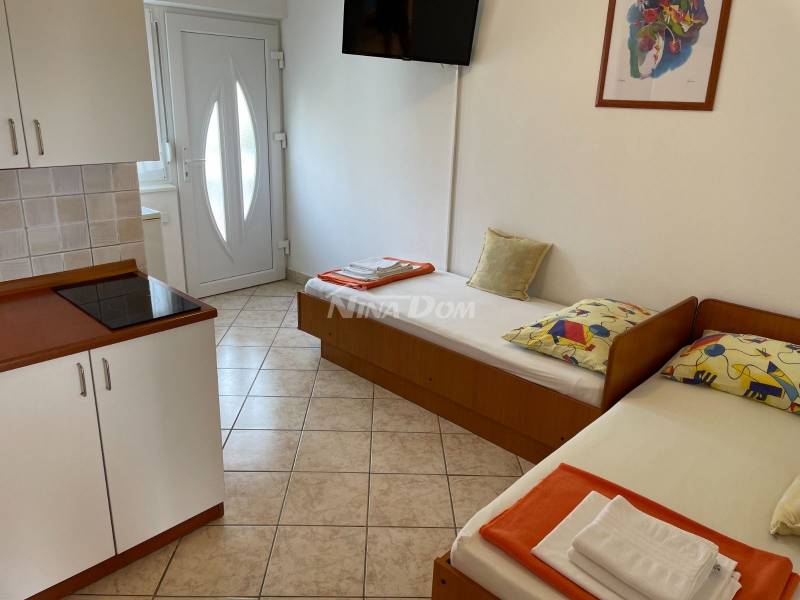 BYTOVÝ DŮM - PRIVLAKA - 6 APARTMÁNŮ - 15