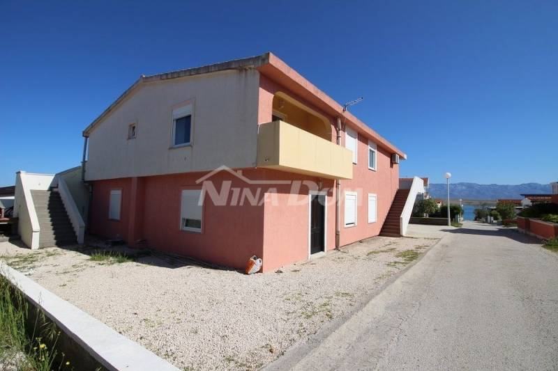 Apartmánový dům 140 metrů od moře - 2