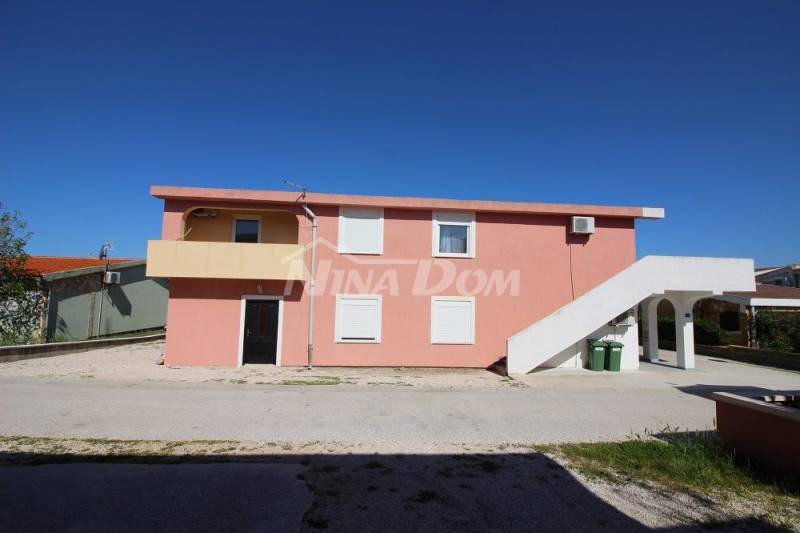 Apartmánový dům 140 metrů od moře - 3