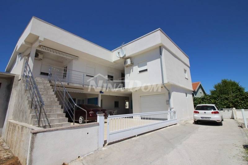 Apartmánový dům 400 metrů od moře - 2