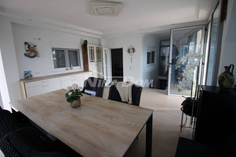 Jižní strana ostrova Vir, 4 apartmány a pomocná budova. 260 k moři. - 6
