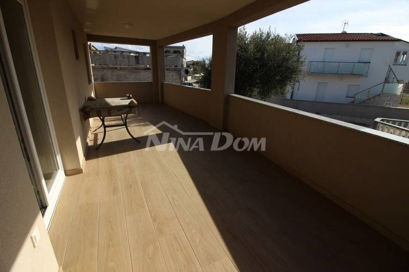 Property with 5 residential units 800 meters from Jadro beach - 8