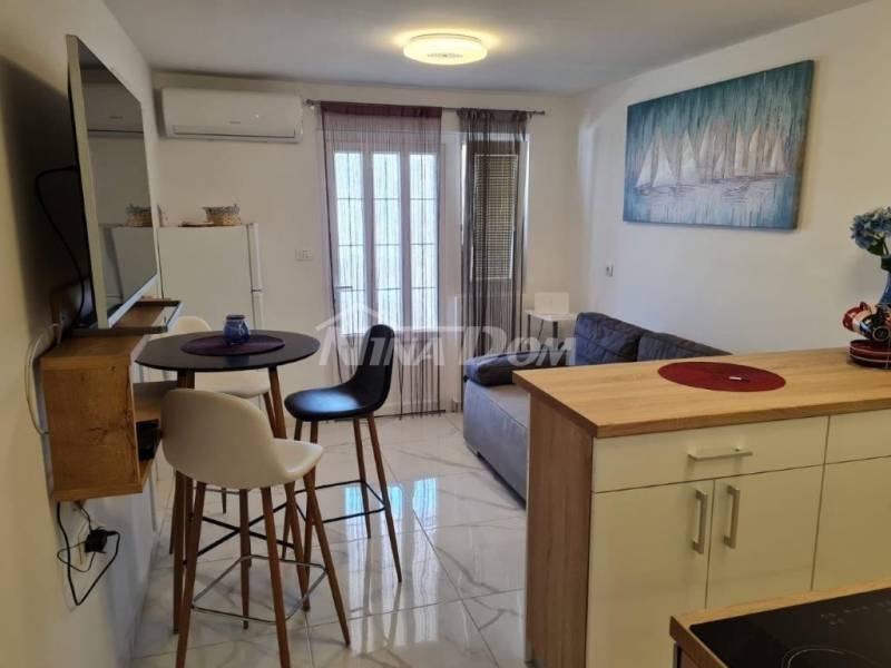 Jižní strana, 4 apartmány, 100 metrů od pláže - 6