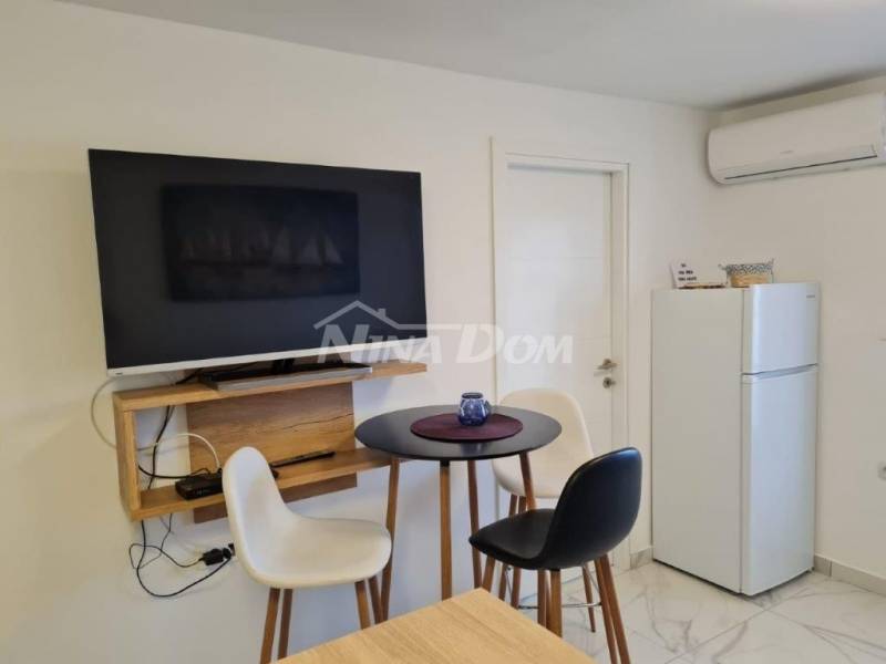 Jižní strana, 4 apartmány, 100 metrů od pláže - 12