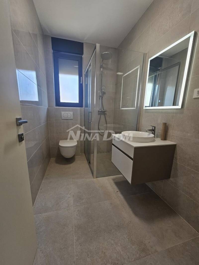 Borik, byt 1+1 s prostornou zahradou na prodej - 5