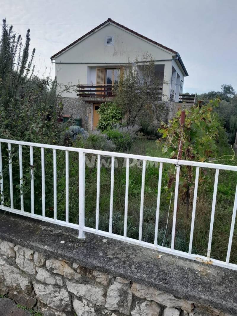 Prodej domu Ugljan Batalaža s prostornou zahradou - 3