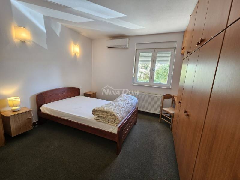 Ugljan house in the center of town, peaceful and quiet location - 13