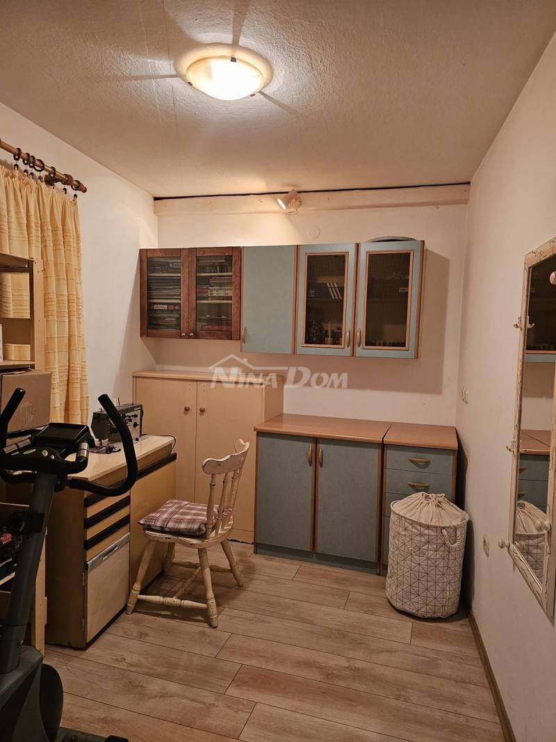 Kali kuća u centru mjesta - 2