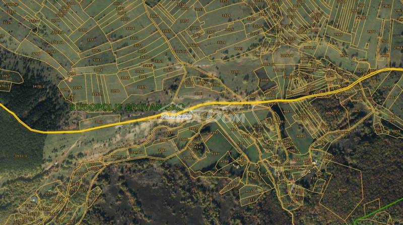 Nemovitost na prodej v Lika - dům na pozemku 31 000 m² - 3