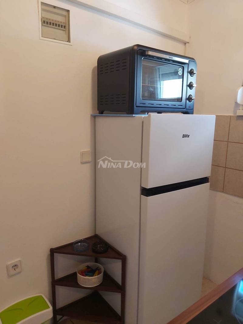 Nemovitost se 2 apartmány v blízkosti dobře udržované pláže, obchodů, kaváren - 7