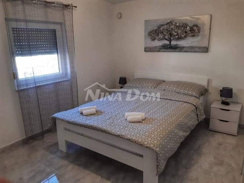 Dvojdům se dvěma zařízenými apartmány - 15