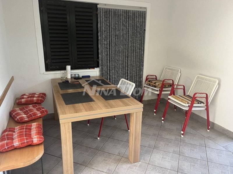 Rekreační objekt (polovina) se dvěma samostatnými apartmány - 5