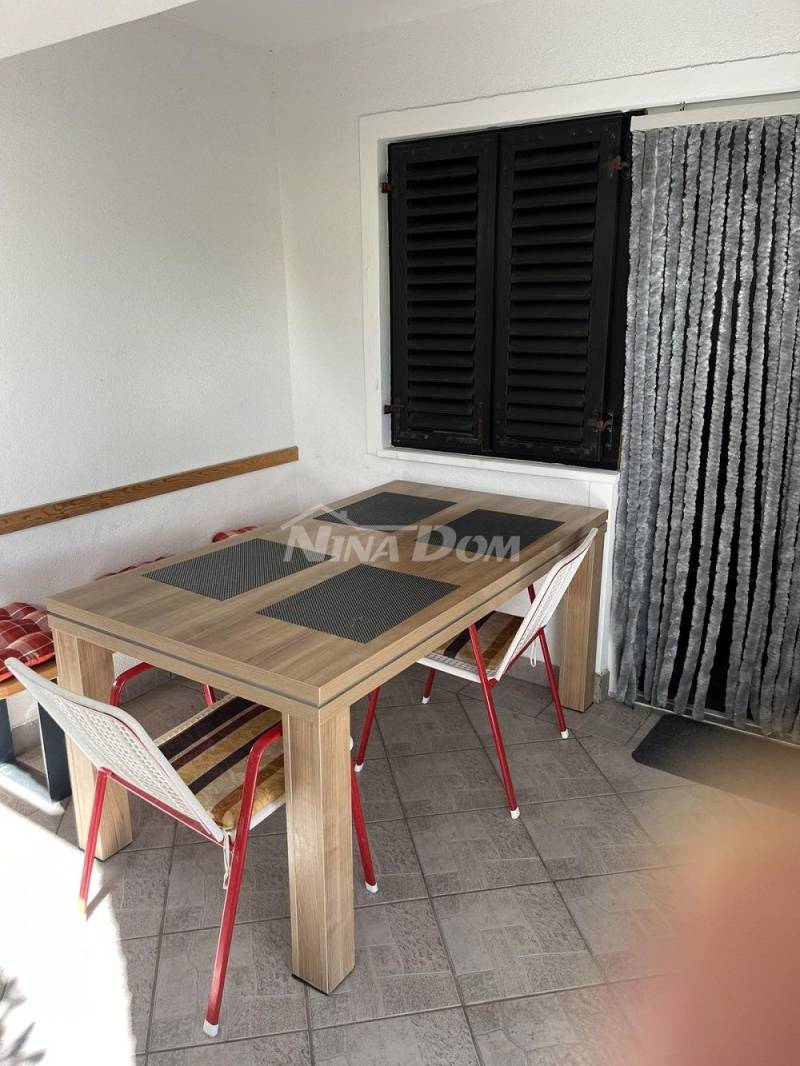Rekreační objekt (polovina) se dvěma samostatnými apartmány - 6