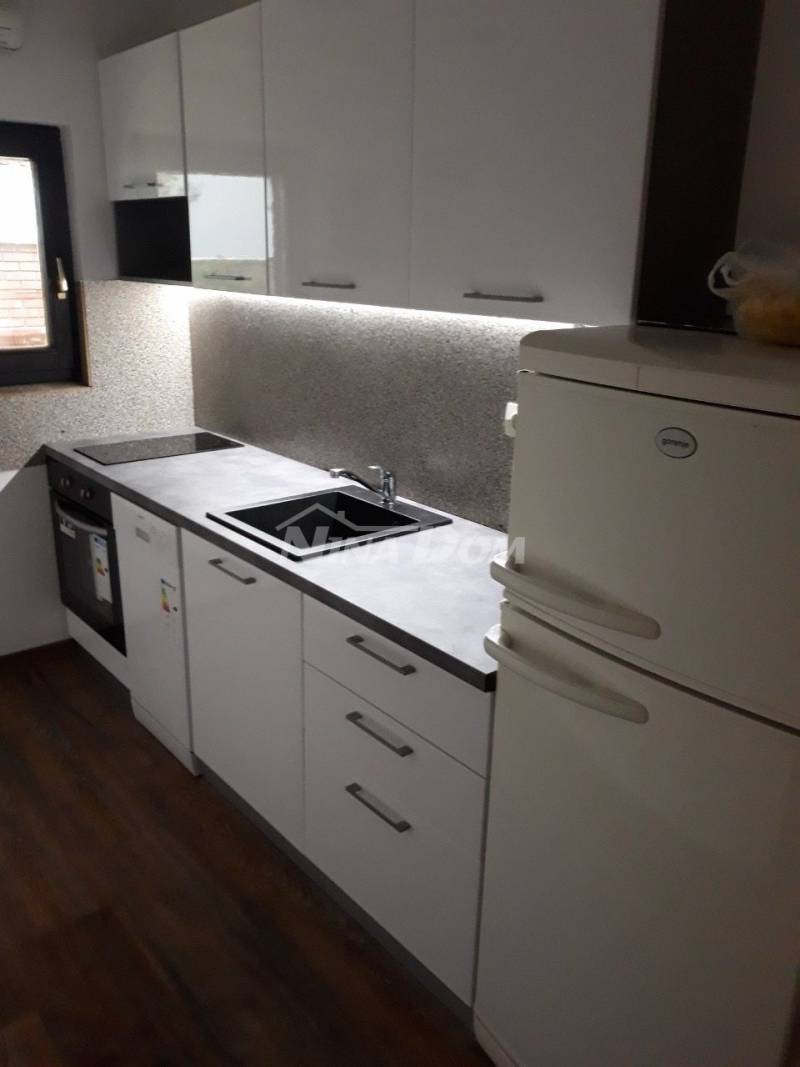 Rekreační objekt (polovina) se dvěma samostatnými apartmány - 7