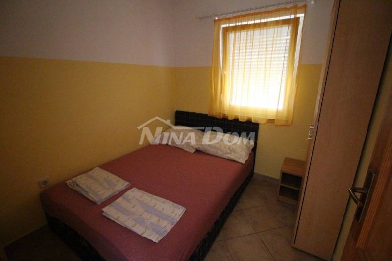 Dvojdům se dvěma krásnými samostatnými apartmány 50 metrů od moře. - 15