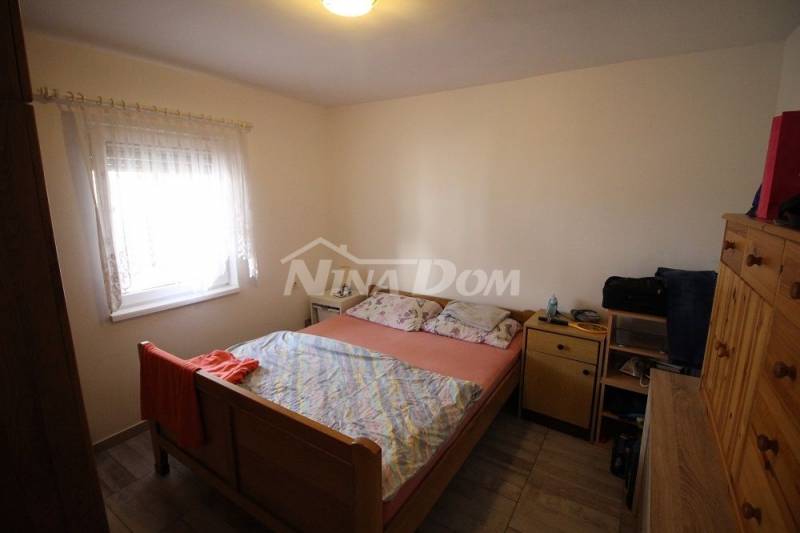Dvojdům se dvěma apartmány 50 metrů od moře. - 6