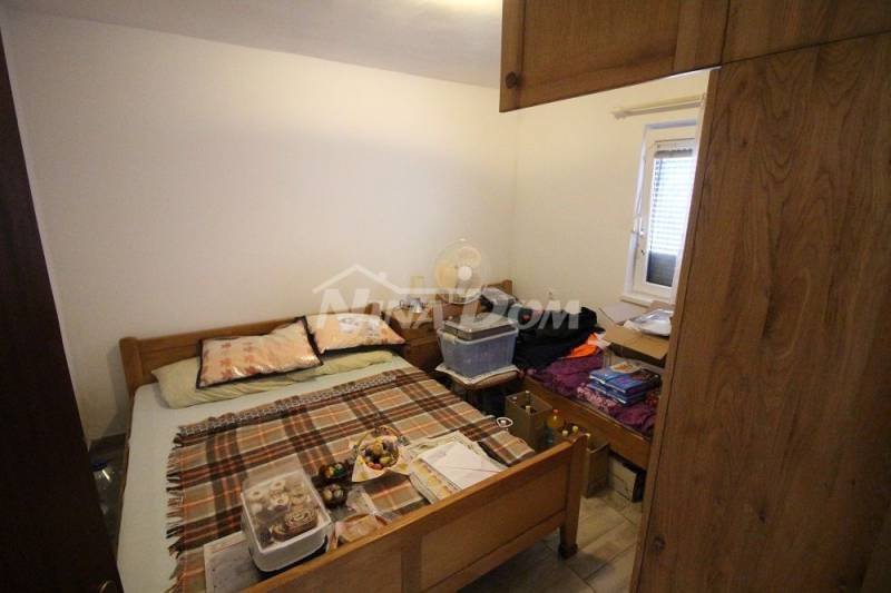 Dvojdům se dvěma apartmány 50 metrů od moře. - 7
