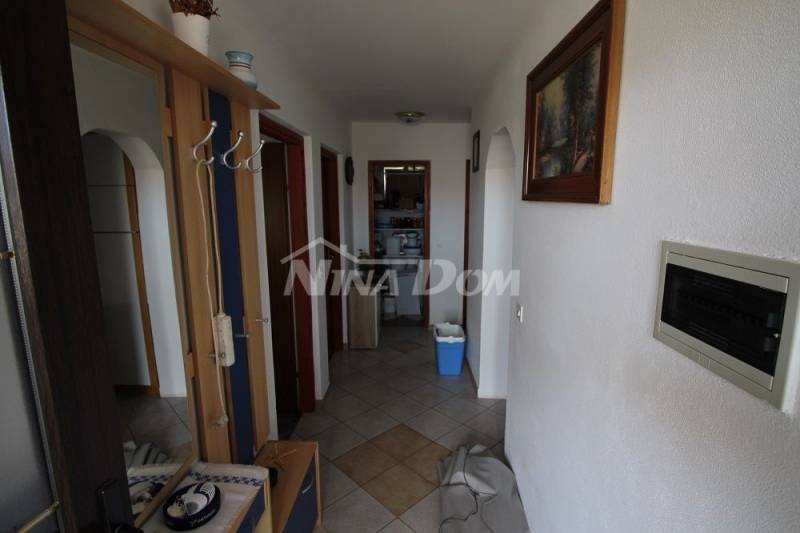Dvojdům se dvěma apartmány 50 metrů od moře. - 13