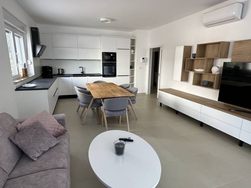 Luxusní dvoupokojový apartmán Ugljan se společným bazénem a letní kuchyní - 4