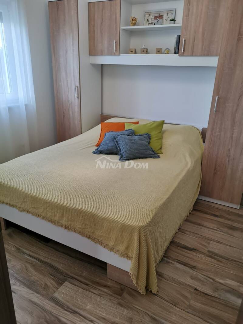 Luxusní apartmán s výhledem na moře, 2. patro, centrum ostrova Vir - 8