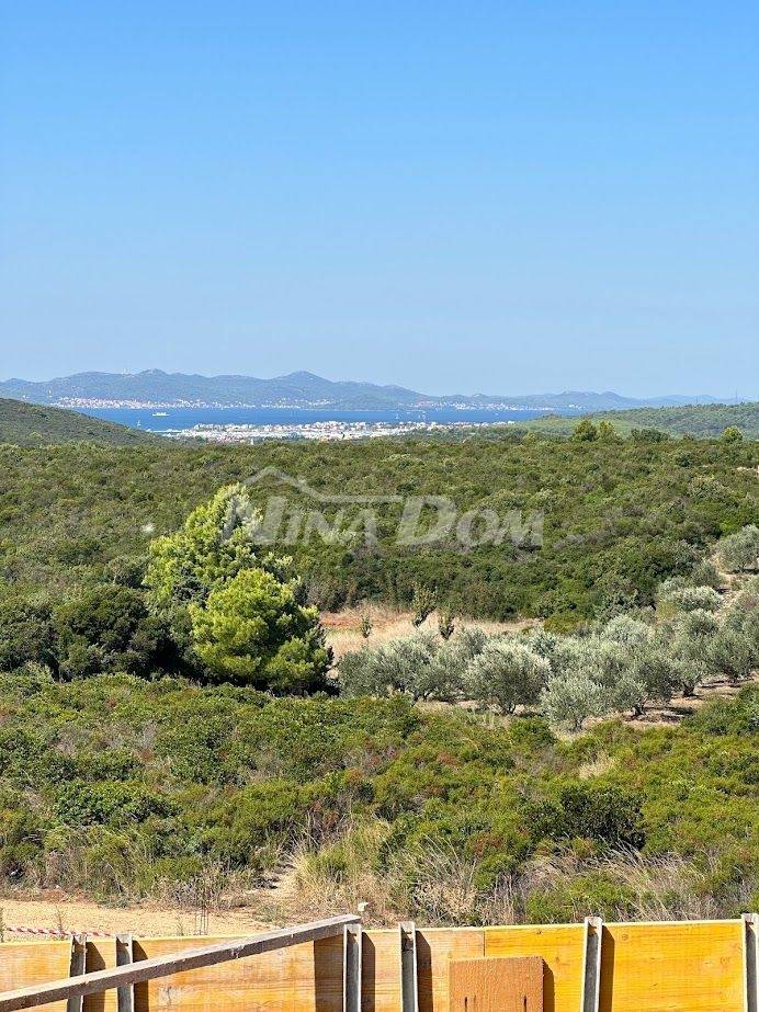 Luxusní vila s bazénem a panoramatickým výhledem na zadarské souostroví - 3