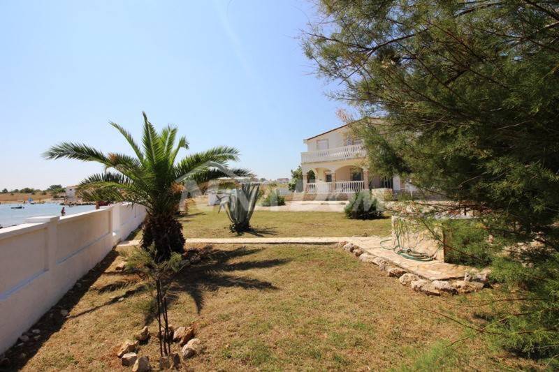 Dům Vir První řada k moři 3 apartmány - 8