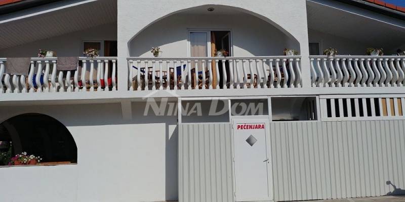 Stambeno poslovni objekt južna strana otoka Vira. - 5