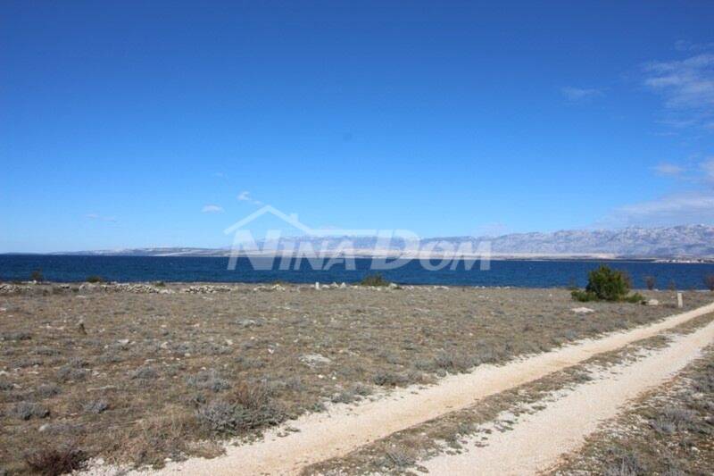 Agricultural land near the sea. - 3