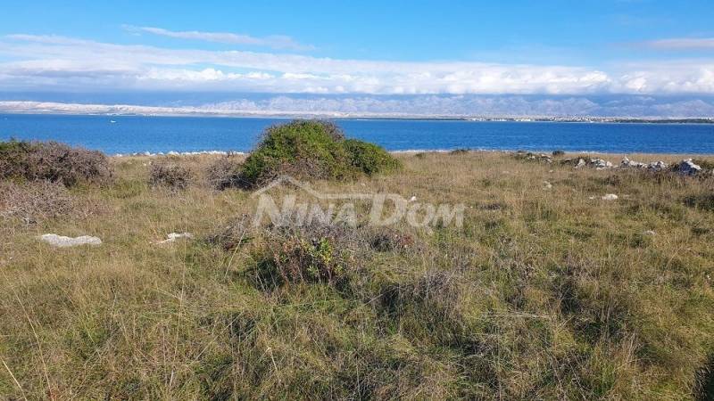 Zemědělská půda, 2. řada od moře, 2020 m2 - 2