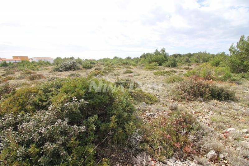 Zemědělský pozemek u stavební zóny 3550 m2, 25€/m2 - 3