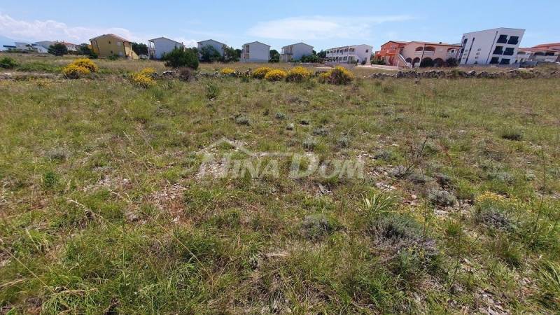Pozemek 300 m2, nutná příprava UPU a 70 metrů k moři. - 6