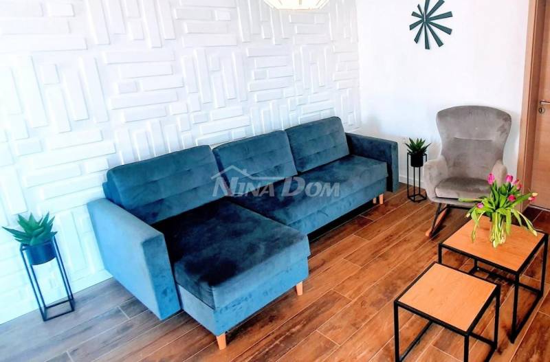 Přízemí s pěknou, prostornou zahradou - 10