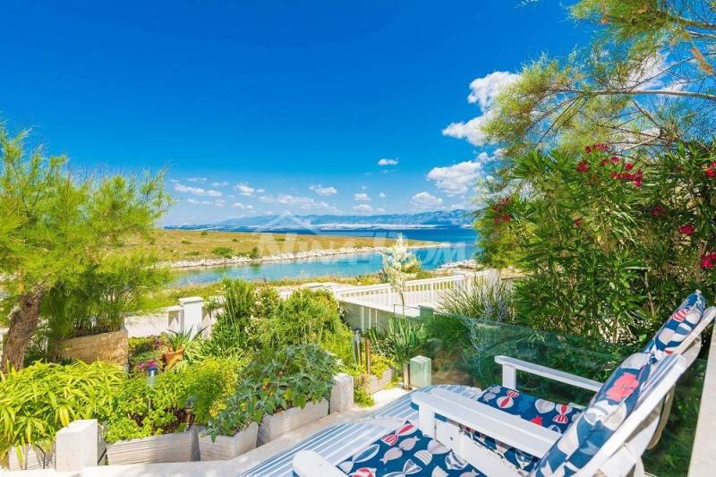 1 row to the sea, single-storey house with panoramic views. - 4