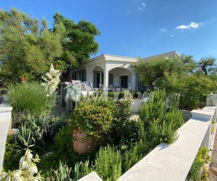 1 row to the sea, single-storey house with panoramic views. - 8