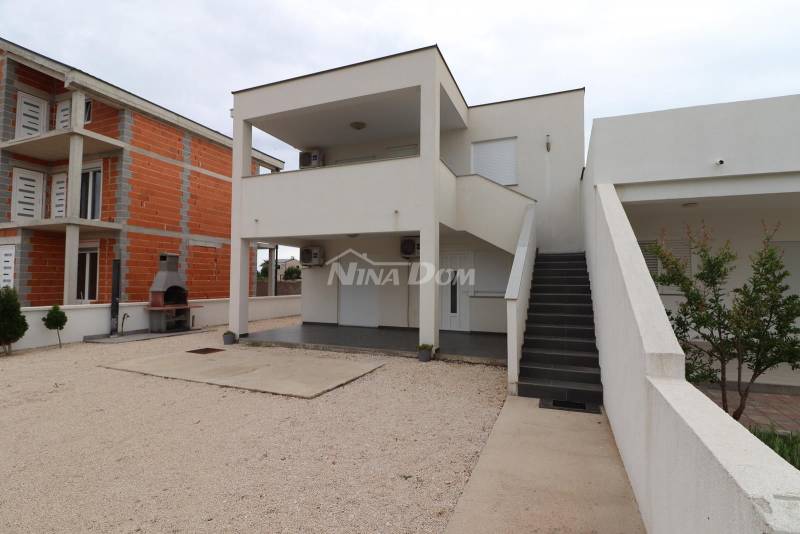 HOUSE IN PRIVLAKA - 8