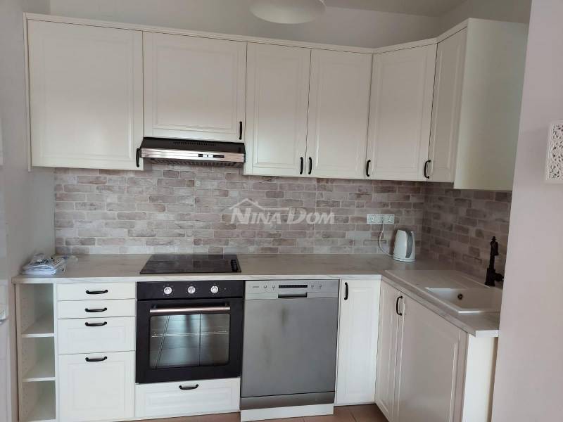 APARTMÁNOVÝ DŮM - 150 M OD MOŘE - 3 APARTMÁNY - 7