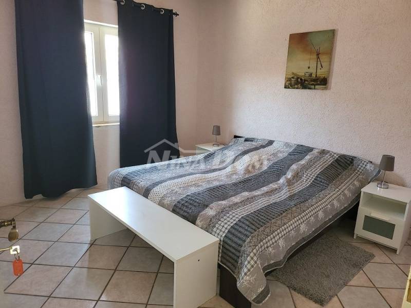 Apartment property with a large garden - 4