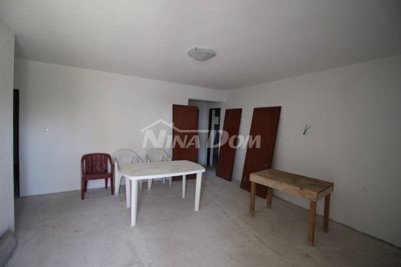 Samostojeća nekretnina s puno potencijala 70 met. od plaže - 5