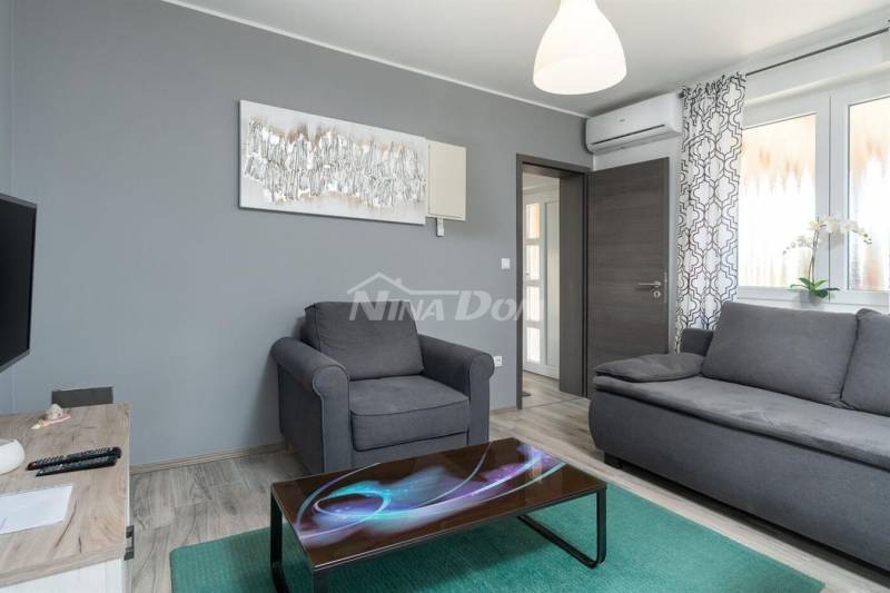 Vir blízko centra, Vila s krytým vyhřívaným bazénem - 6
